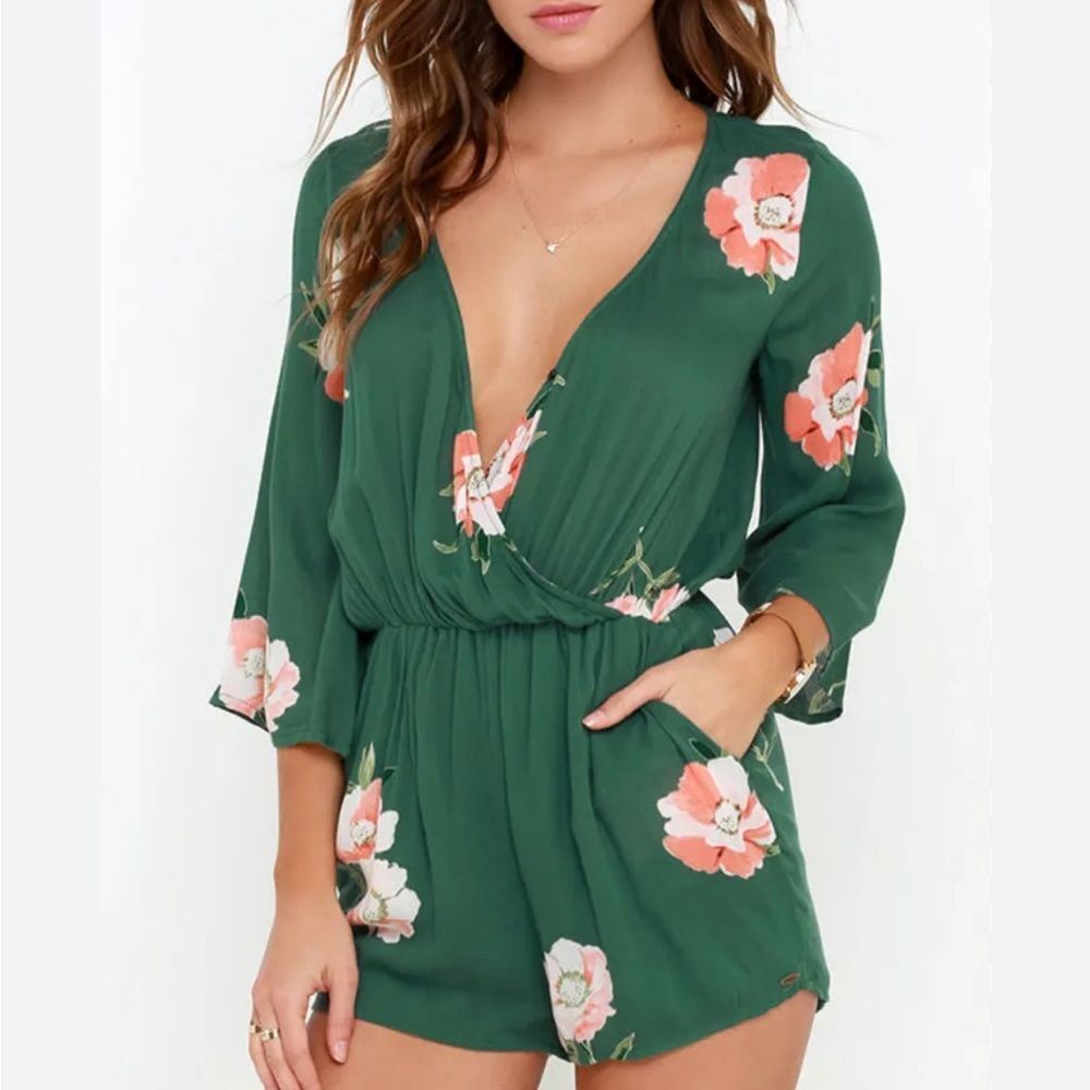 O'Neill Romper in Size L – Long Sleeve, V-Neck, Dark Green Delight